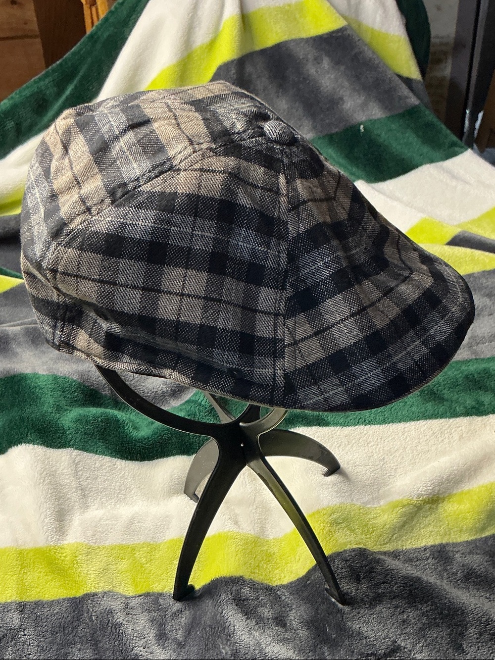 Vintage Kangol Black and Gray Plaid Pattern Flat Cap Size S\M
